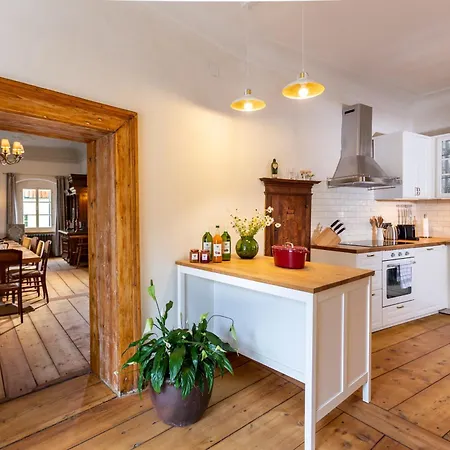 Podenhaus Aparthotel 3*