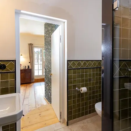 Podenhaus Aparthotel 3*